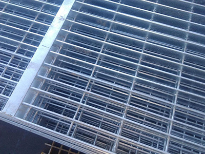 鍍鋅鋼格板厚度的影響